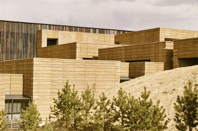 劉克成：想讓大眾體驗(yàn)統(tǒng)萬(wàn)城當(dāng)年的感覺(jué)