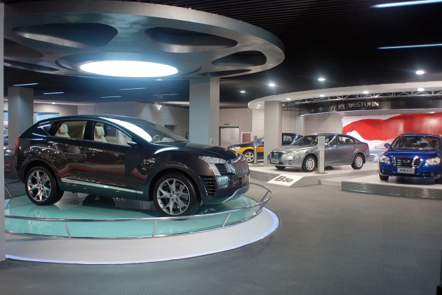 汽車行業(yè)展廳設(shè)計需要考慮哪些因素