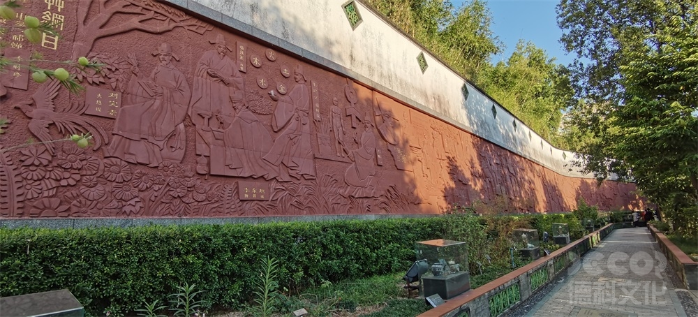 博物館建筑設(shè)計如何與周圍環(huán)境融合？