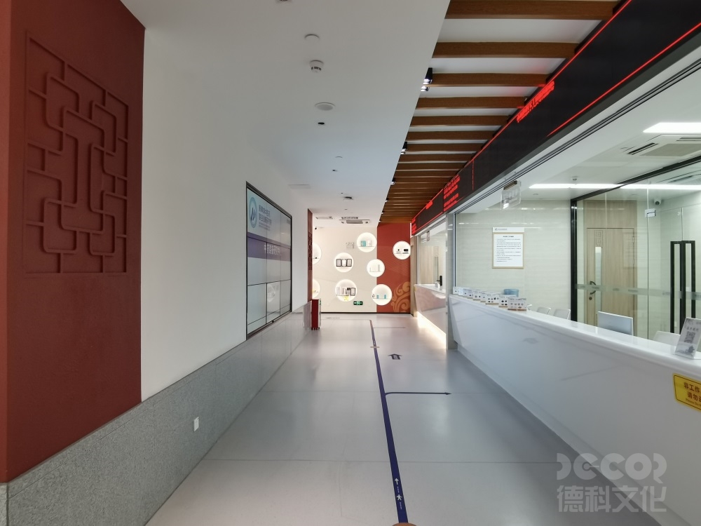 展館設(shè)計公司如何應(yīng)對展館中的安全規(guī)范和風(fēng)險管理？