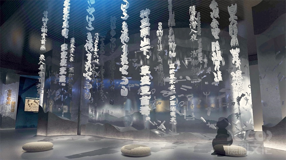 數(shù)字博物館設(shè)計(jì)中如何利用數(shù)字化展品提供觀眾評(píng)價(jià)和反饋機(jī)制？