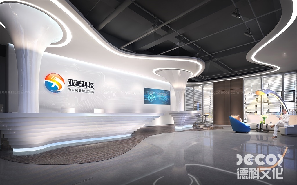 在汽車展廳裝修中，如何合理利用空間以展示更多車輛？